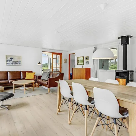 Holiday home 5 Bedroom Beautiful In Haderslev